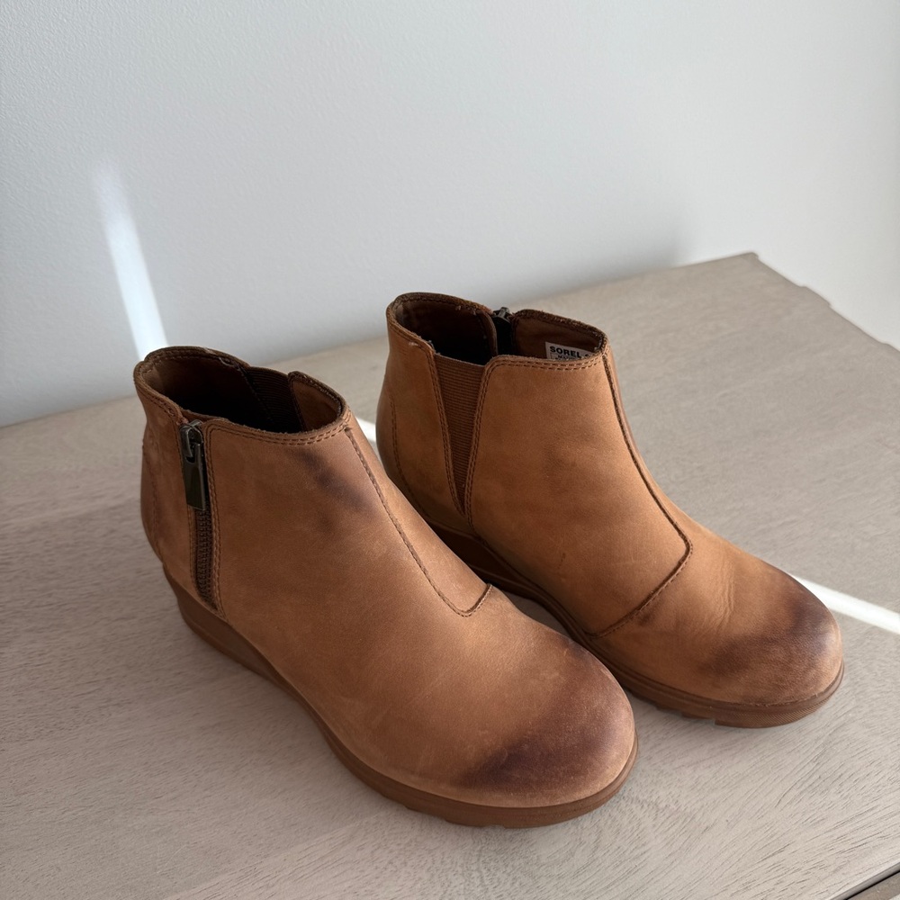 Luggage Brown Sorel Evie Wedge Ankle Boots - Picture 2 of 7